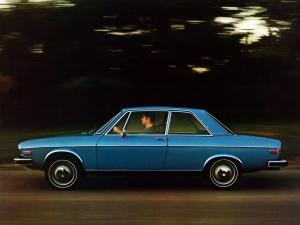 Audi 100 2-Door 1973 года